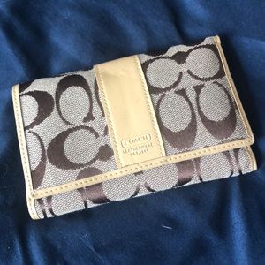 Coach wallet